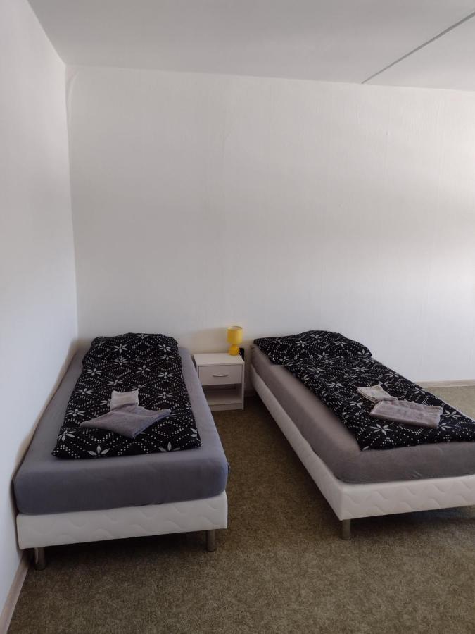 Apartmens Kv Karlovy Vary Bagian luar foto