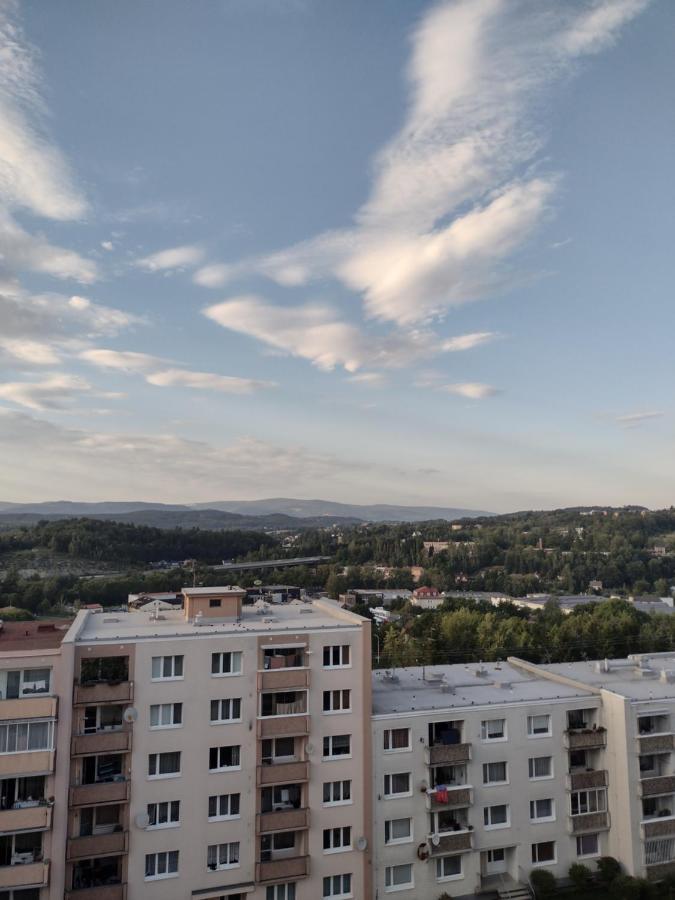 Apartmens Kv Karlovy Vary Bagian luar foto