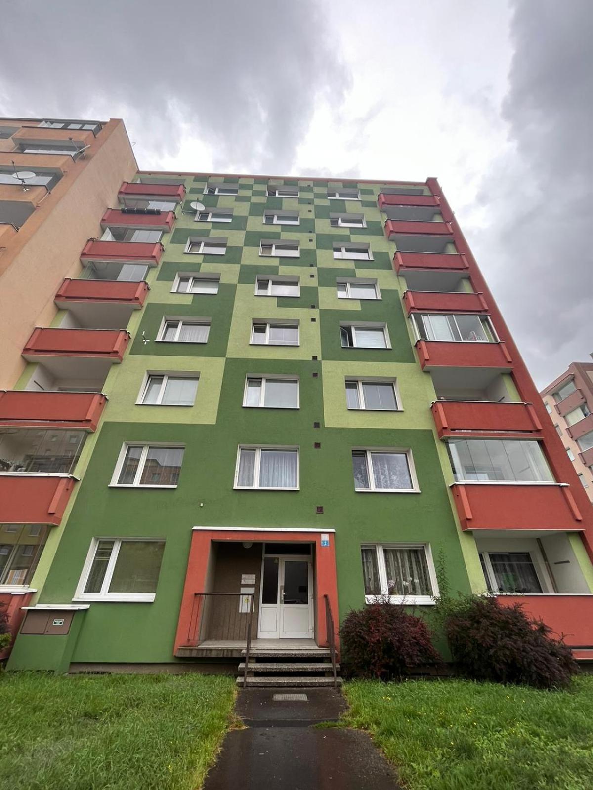 Apartmens Kv Karlovy Vary Bagian luar foto