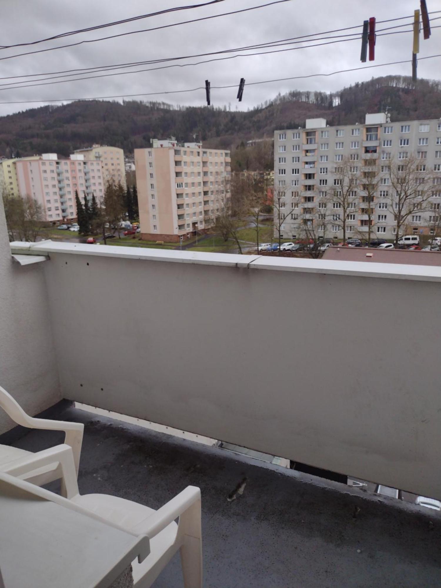 Apartmens Kv Karlovy Vary Bagian luar foto